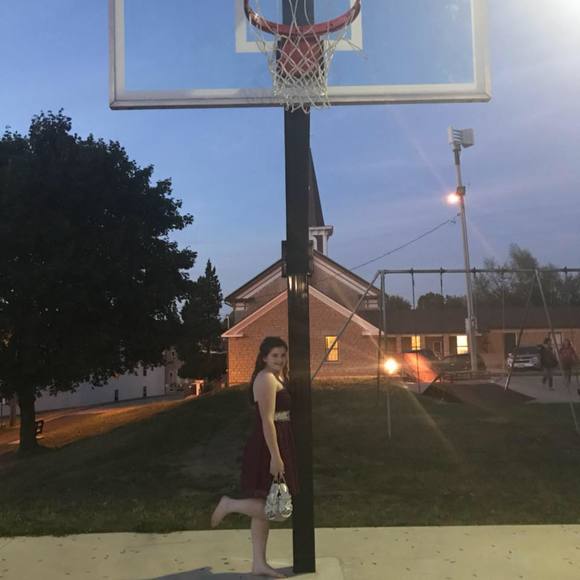 Meet your Posher, Katelyn - Picture 1 of 1